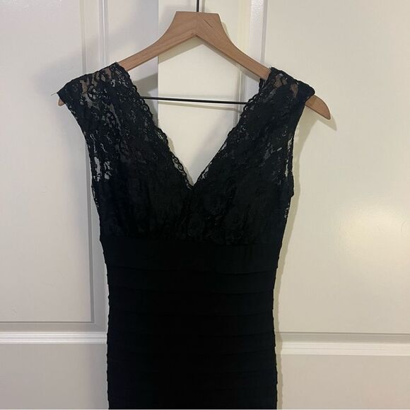 B. Darling Black Lace Top Dress size 3/4 - Picture 3 of 9